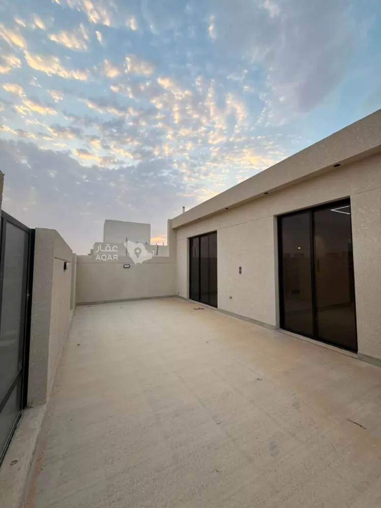 Floor for Sale in Riyadh Ash Sharq 13