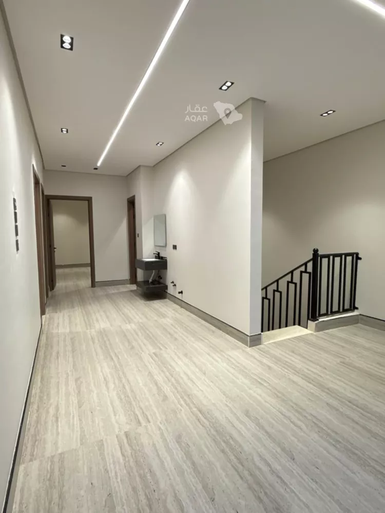Floor for Sale in Riyadh Ash Sharq 8