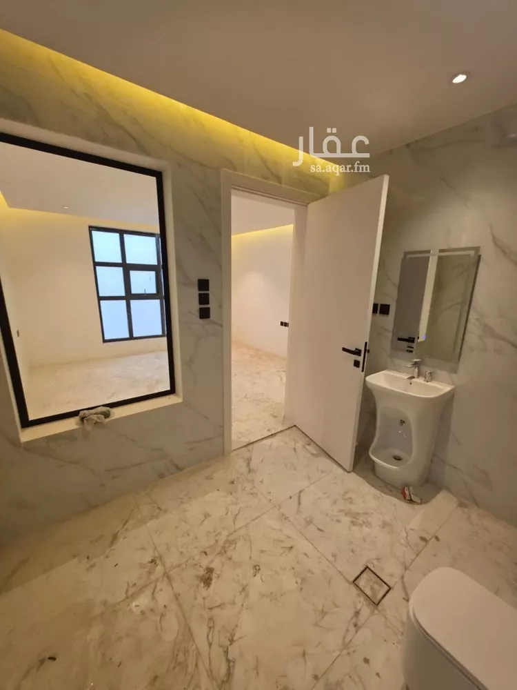 Villa for Sale in Riyadh Al Arid 16