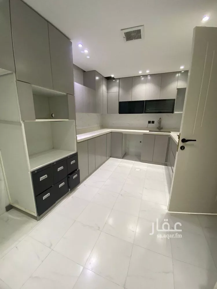 شقة للإيجار في شارع النقيل, حي ظهرة لبن, مدينة الرياض, منطقة الرياض