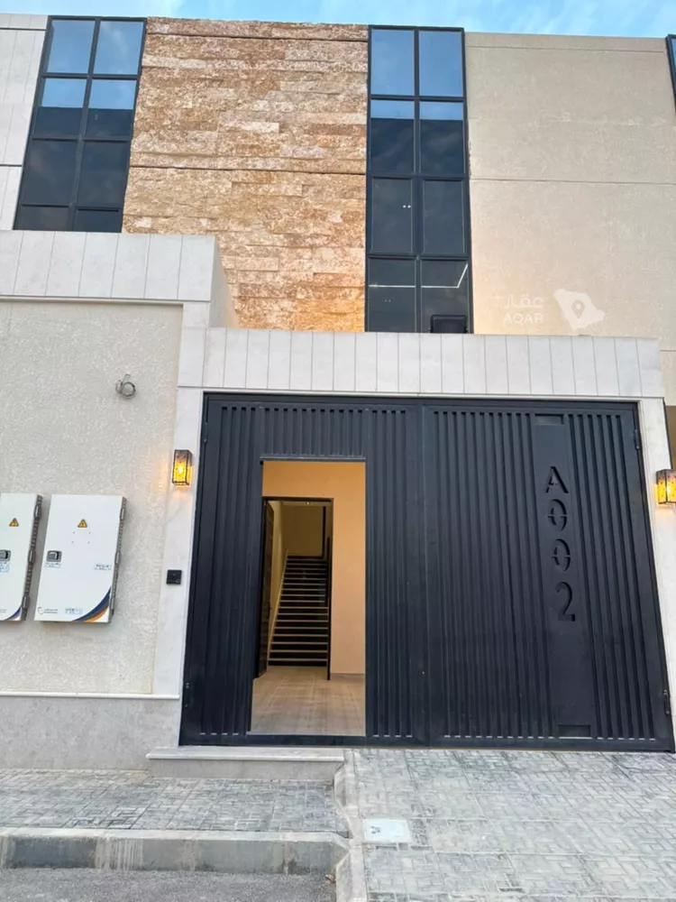 Floor for Sale in Riyadh Ash Sharq 9