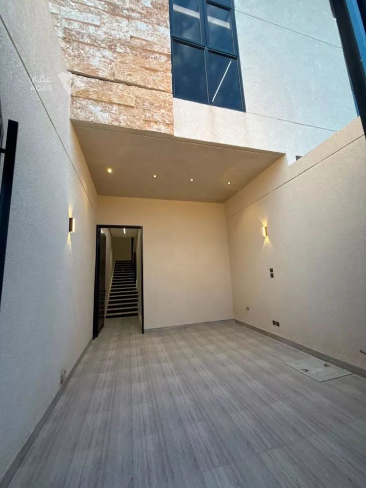 Floor for Sale in Riyadh Ash Sharq 15