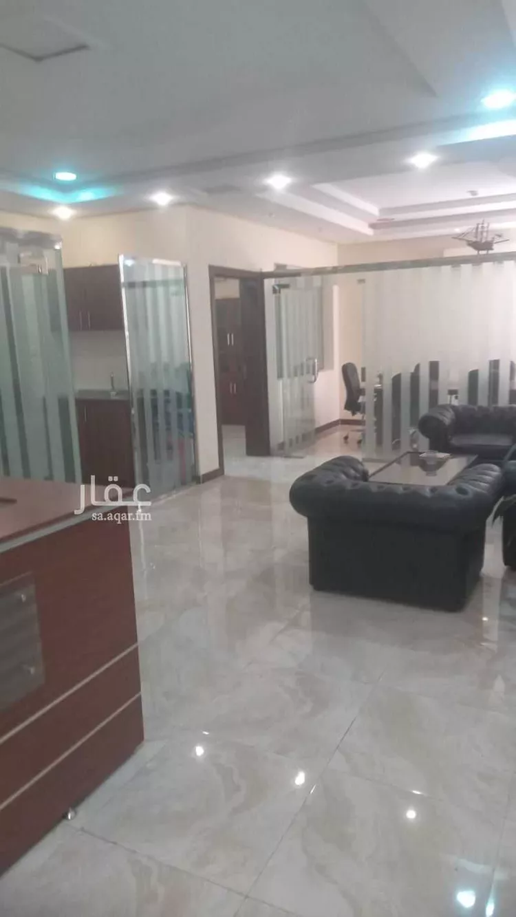 مكتب تجاري للإيجار في شارع الشيخ حسن بن حسين بن علي, حي إشبيلية, مدينة الرياض, منطقة الرياض صورة 2
