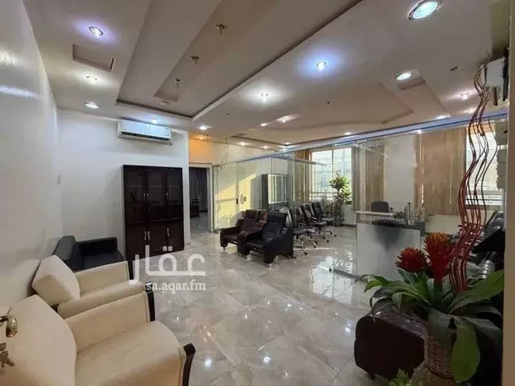 مكتب تجاري للإيجار في شارع الشيخ حسن بن حسين بن علي, حي إشبيلية, مدينة الرياض, منطقة الرياض