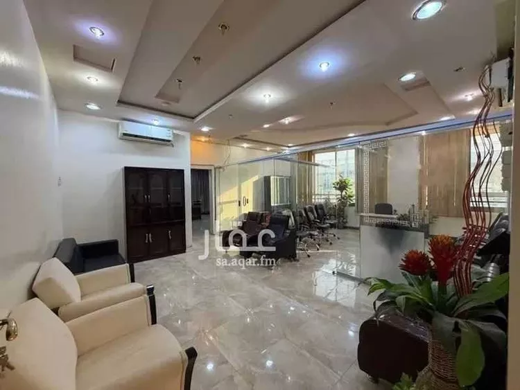 Commercial Office for Rent in Riyadh Ishbiliyah صورة 4