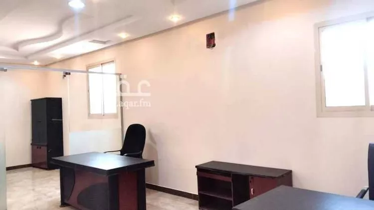 مكتب تجاري للإيجار في شارع الشيخ حسن بن حسين بن علي, حي إشبيلية, مدينة الرياض, منطقة الرياض صورة 3