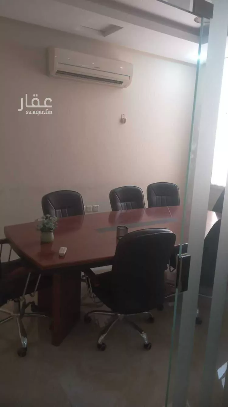 مكتب تجاري للإيجار في شارع الشيخ حسن بن حسين بن علي, حي إشبيلية, مدينة الرياض, منطقة الرياض صورة 4