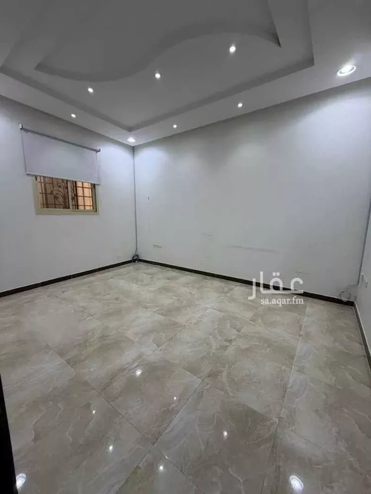 مكتب تجاري للإيجار في شارع الشيخ حسن بن حسين بن علي, حي إشبيلية, مدينة الرياض, منطقة الرياض صورة 2