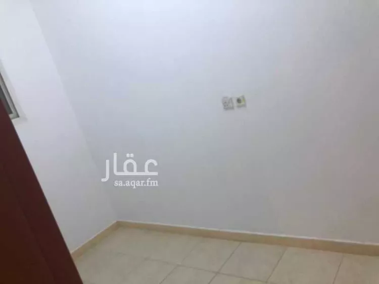 فيلا للإيجار في شارع الشيهان, حي أم الحمام الغربي, مدينة الرياض, منطقة الرياض صورة 5