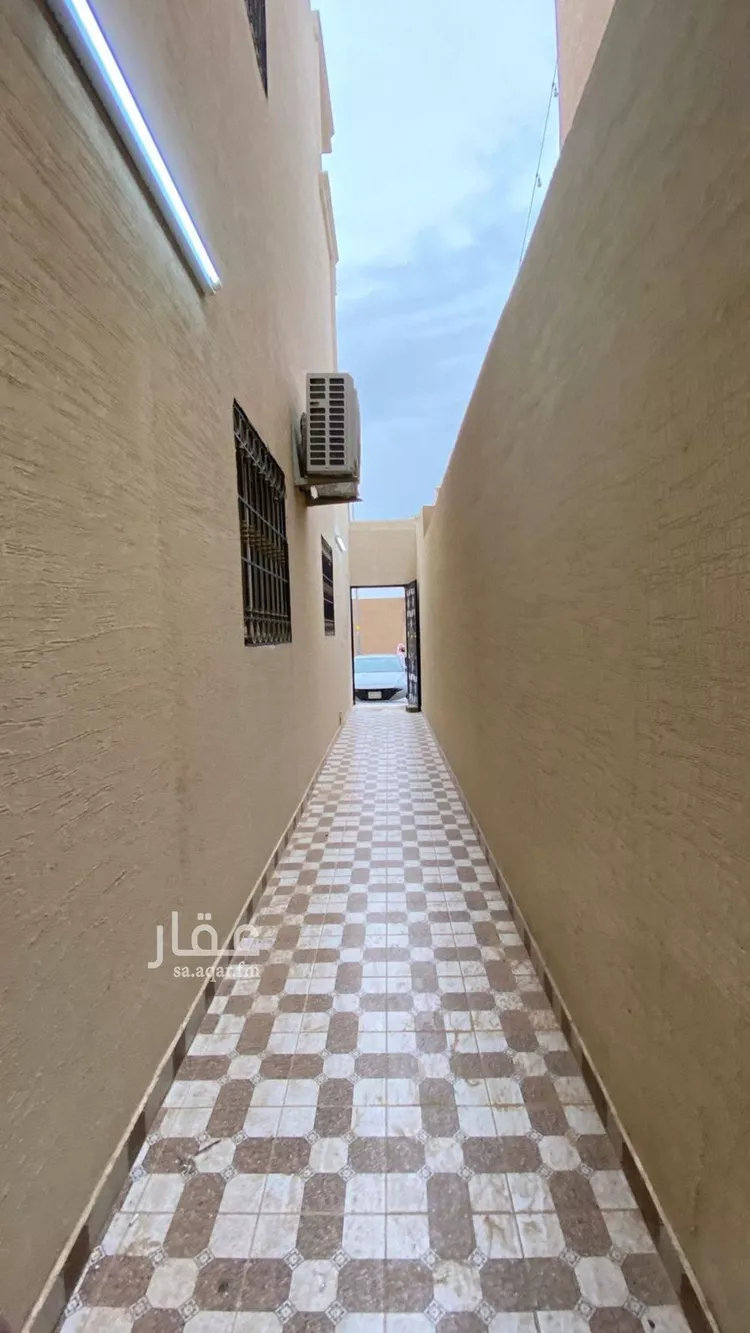 دور للبيع في شارع ملهم, حي اليرموك, مدينة الرياض, منطقة الرياض صورة 4