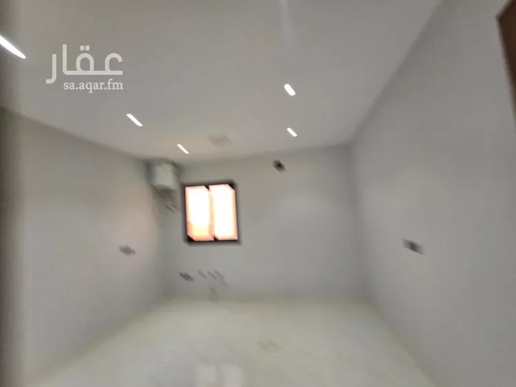شقة للبيع في شارع خيمر, حي عكاظ, مدينة الرياض, منطقة الرياض صورة 4