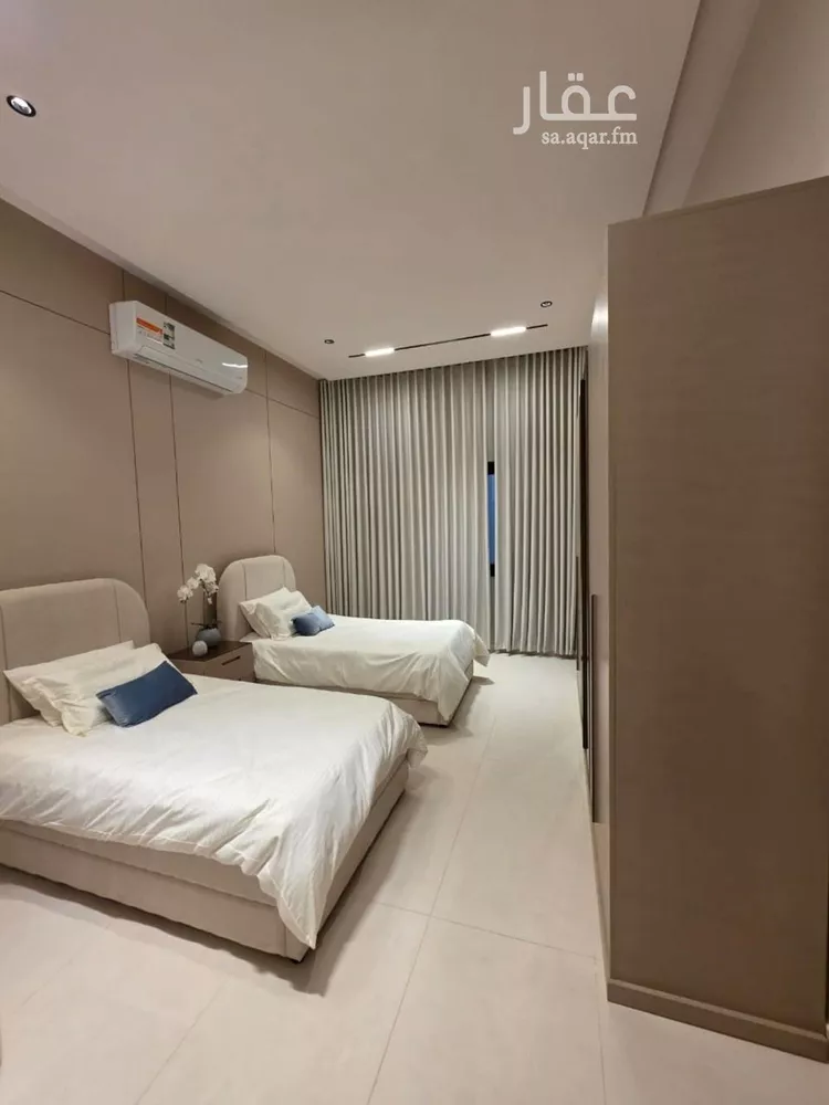 Floor for Sale in Riyadh Okaz 15