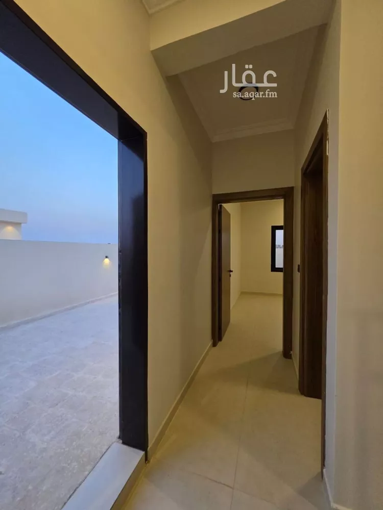Floor for Sale in Riyadh Okaz 6
