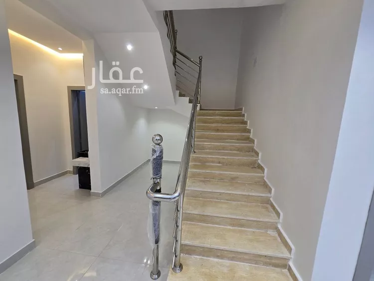 دور للبيع في شارع الغديرين, حي طيبة, مدينة الرياض, منطقة الرياض 11