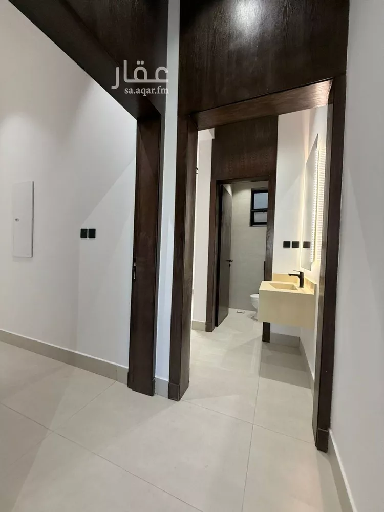 دور للبيع في شارع تمير, حي بدر, مدينة الرياض, منطقة الرياض صورة 4