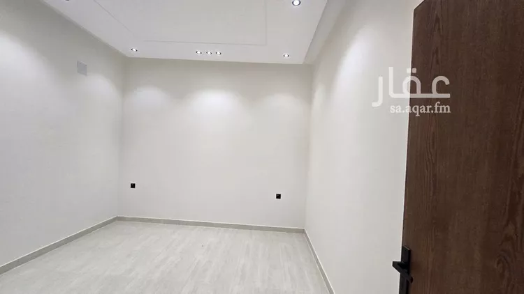 Floor for Sale in Riyadh Taiba 8
