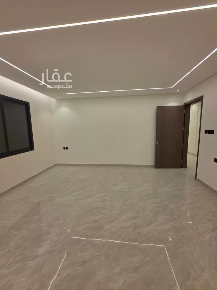 دور للبيع في شارع المقناص, حي الحزم, مدينة الرياض, منطقة الرياض صورة 3