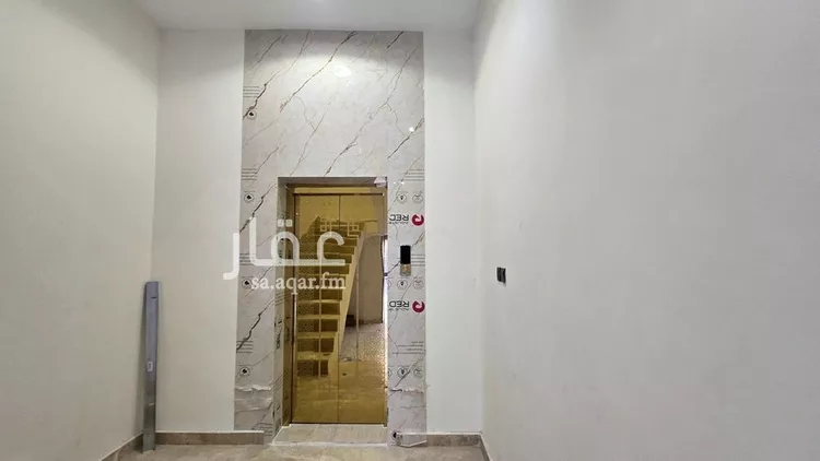 شقة للبيع في شارع أبي عبدالله الصقلي, حي عكاظ, مدينة الرياض, منطقة الرياض صورة 3