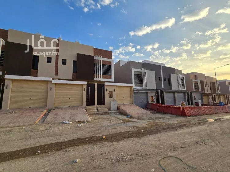 دور للبيع في شارع الرخام, حي طيبة, مدينة الرياض, منطقة الرياض صورة 3