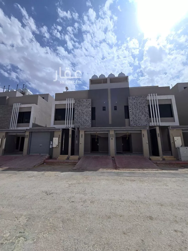 دور للبيع في شارع الغديرين, حي طيبة, مدينة الرياض, منطقة الرياض
