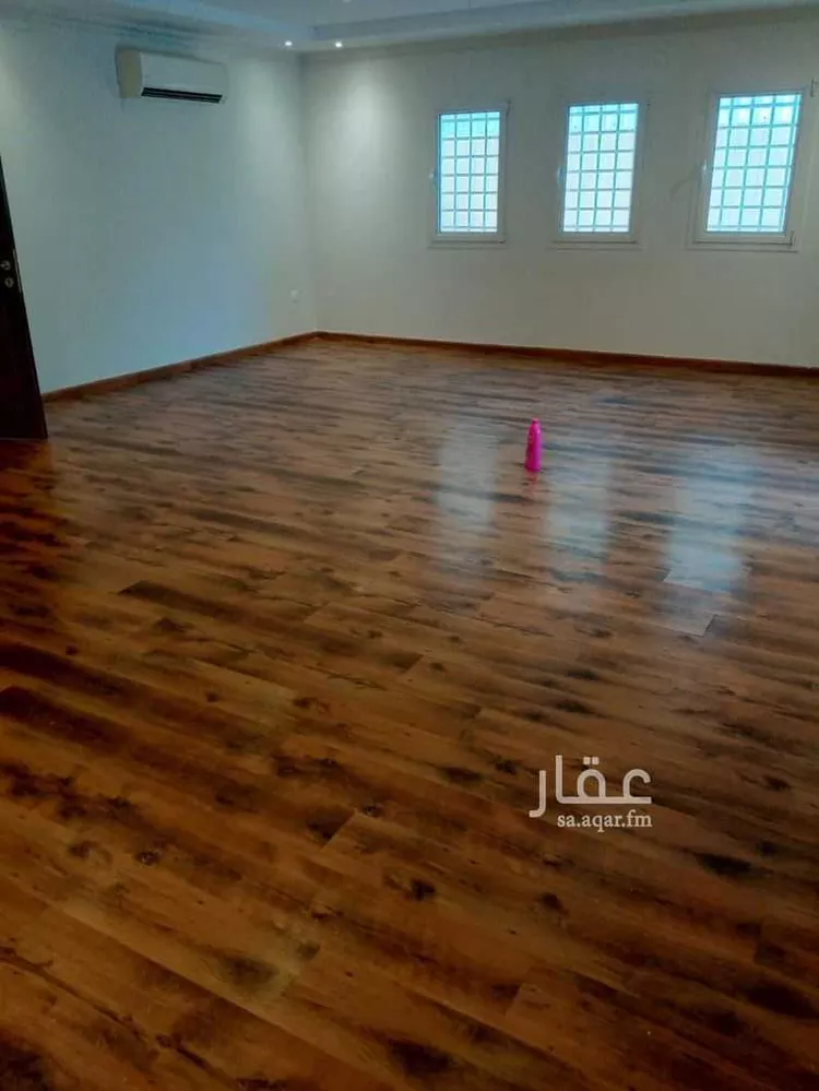 فيلا للإيجار في شارع ضياء الدين البالسي, حي التعاون, مدينة الرياض, منطقة الرياض صورة 2