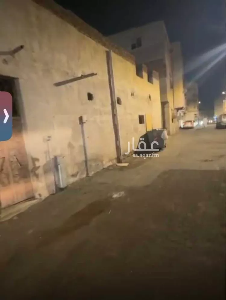 دور للبيع في شارع اسحاق ابن ابراهيم, حي بنى حارثة, مدينة المدينة المنورة, منطقة المدينة المنورة