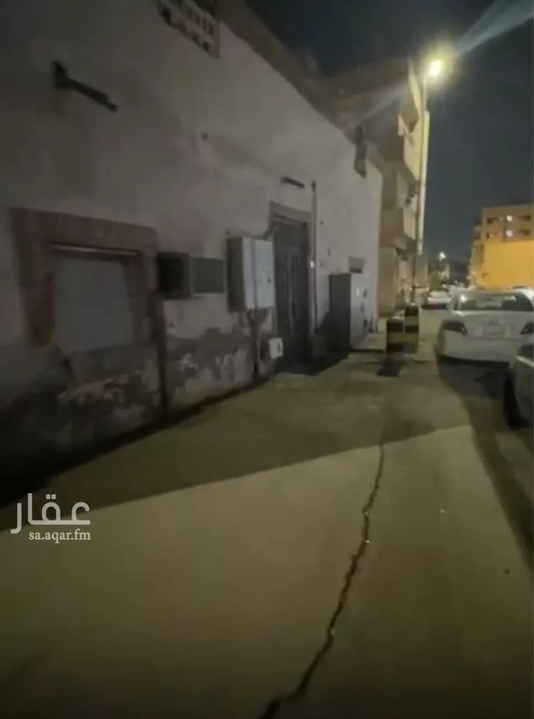 دور للبيع في شارع اسحاق ابن ابراهيم, حي بنى حارثة, مدينة المدينة المنورة, منطقة المدينة المنورة صورة 2
