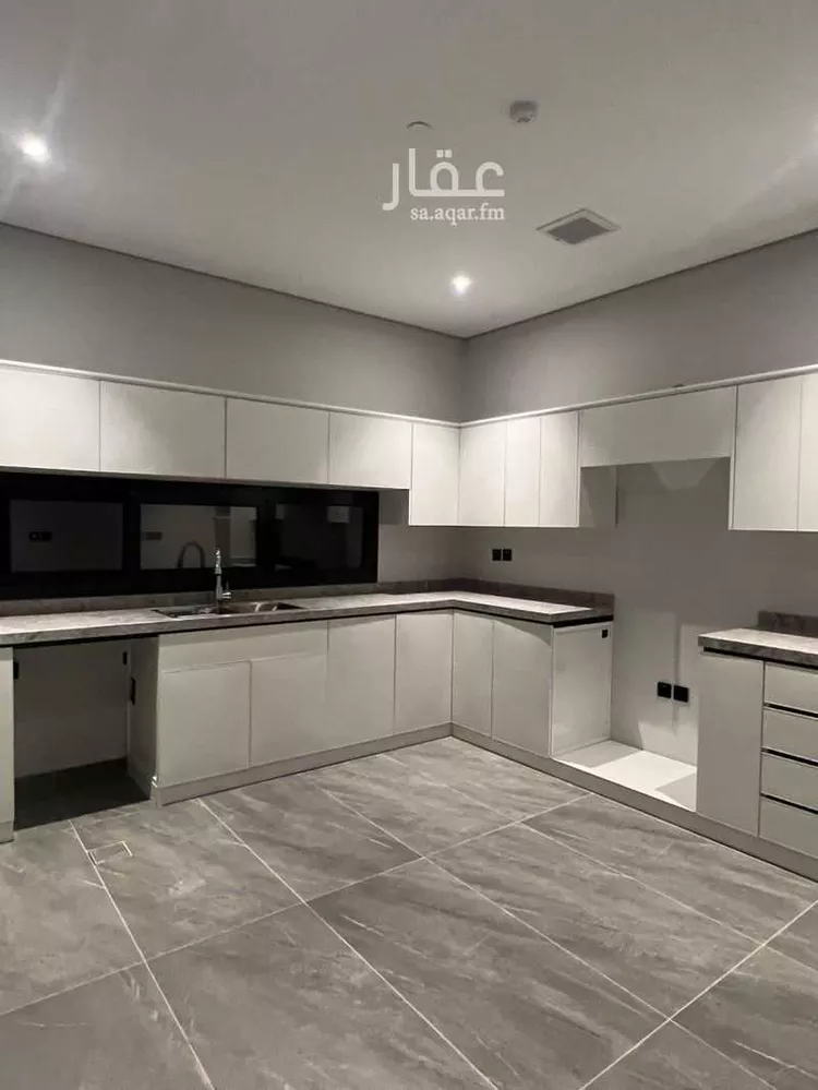 عمارة للإيجار في شارع طارق بن شهاب, حي العارض, مدينة الرياض, منطقة الرياض صورة 3
