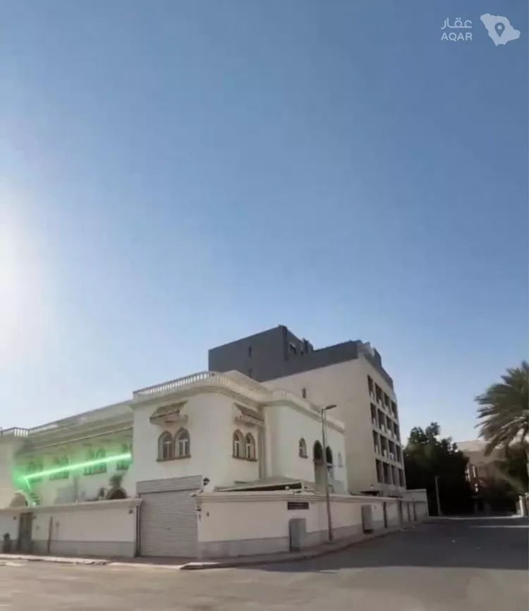 فيلا للبيع في شارع عقبه بن قيظي, حي الزهراء, مدينة جدة, منطقة مكة المكرمة