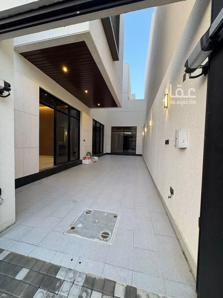 فيلا للبيع في شارع 405 المهدية, حي المهدية, مدينة الرياض, منطقة الرياض صورة 4