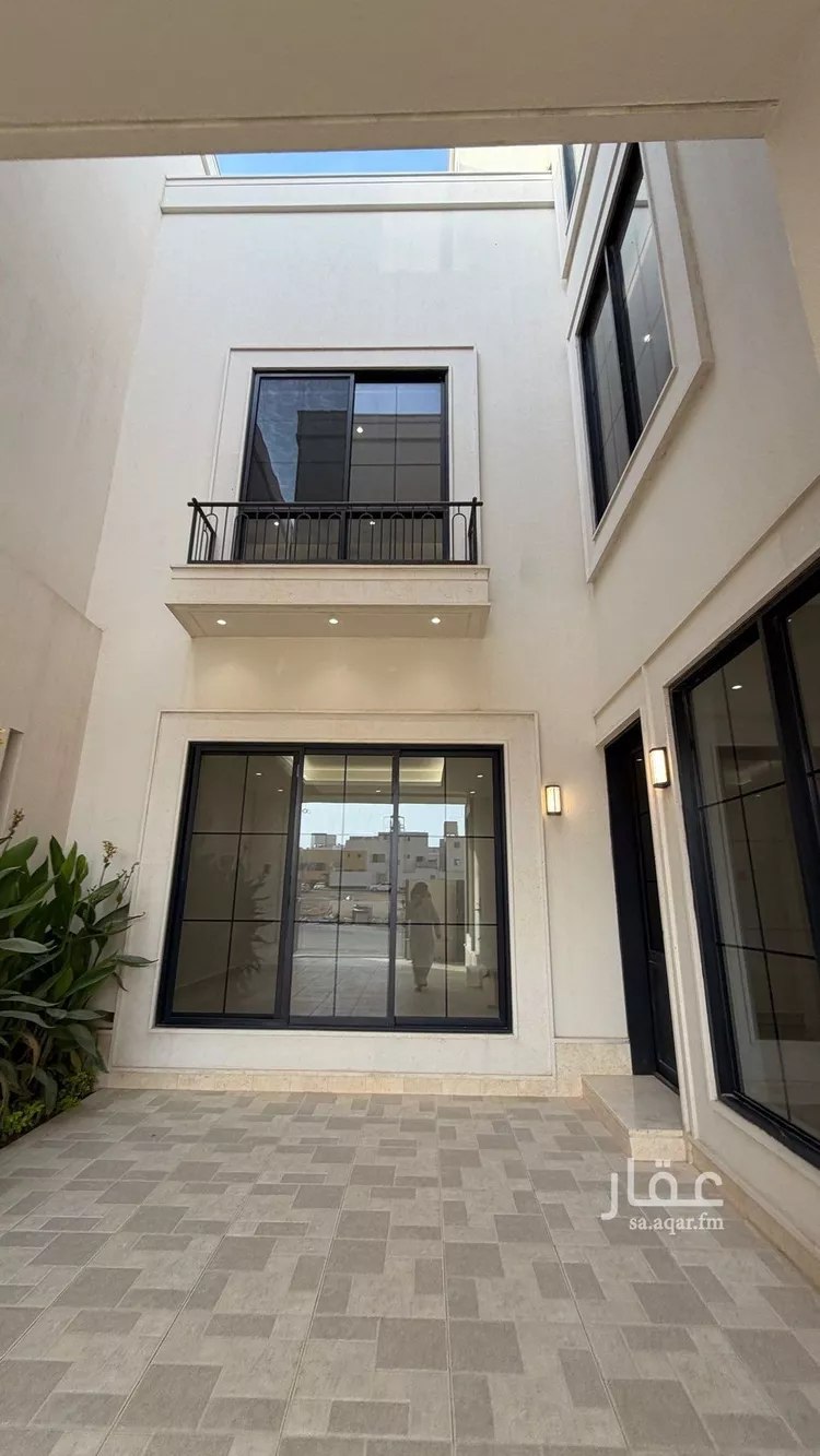 Villa for Sale in Riyadh Al Mahdiyah صورة 4