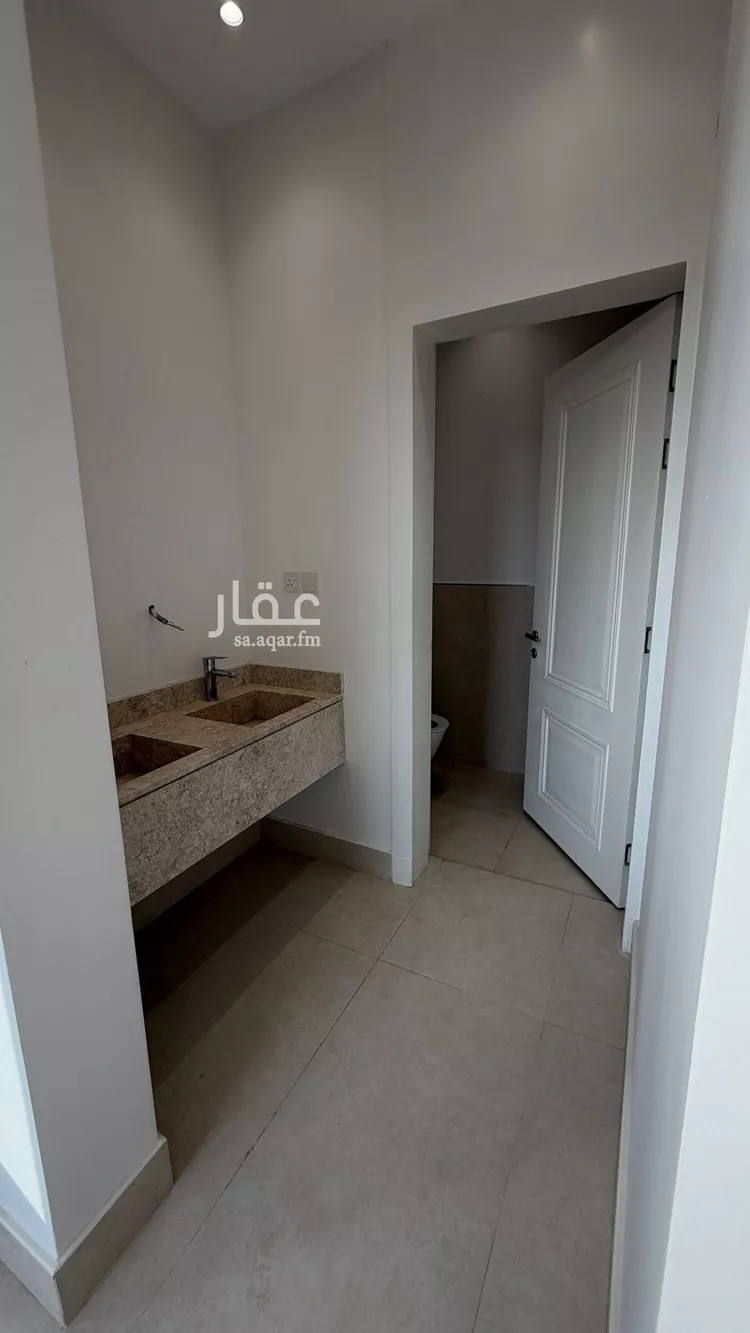 Villa for Sale in Riyadh Al Mahdiyah