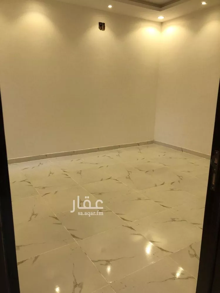 فيلا للبيع في شارع خرزة, حي الرمال, مدينة الرياض, منطقة الرياض صورة 4