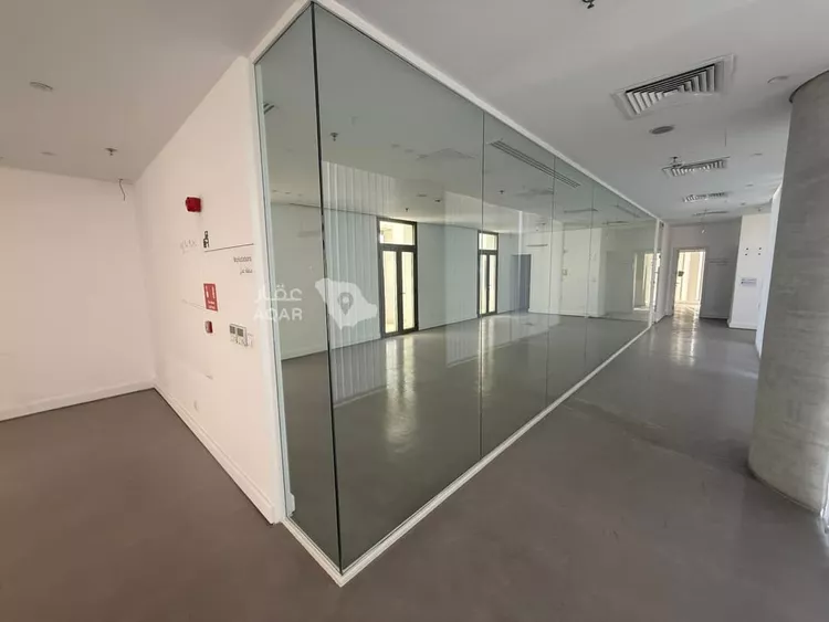 عمارة للإيجار في شارع الأمير محمد بن عبدالعزيز, حي العليا, مدينة الرياض, منطقة الرياض 9