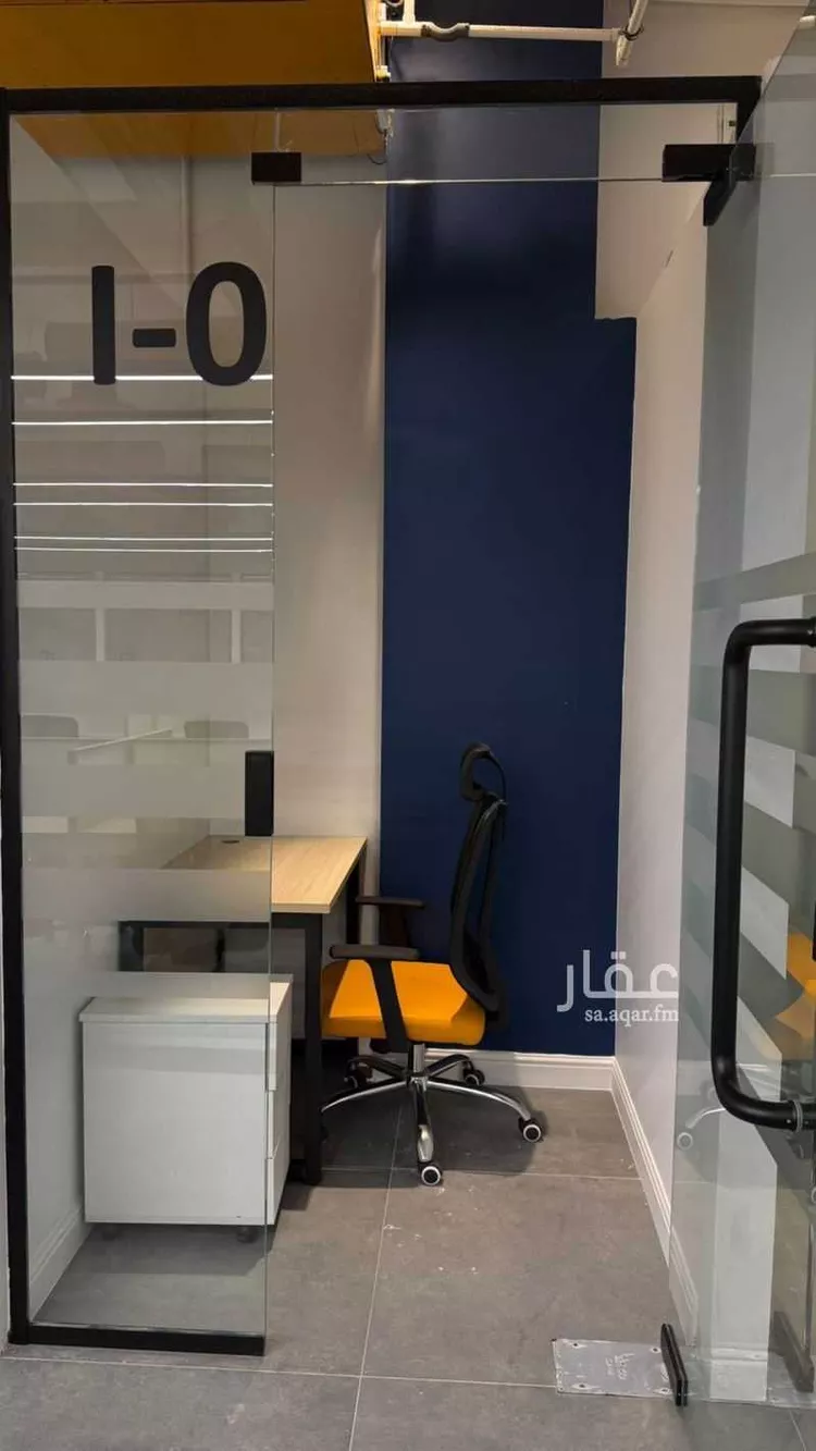مكتب تجاري للإيجار في شارع خريص الفرعي, حي الروضة, مدينة الرياض, منطقة الرياض صورة 4