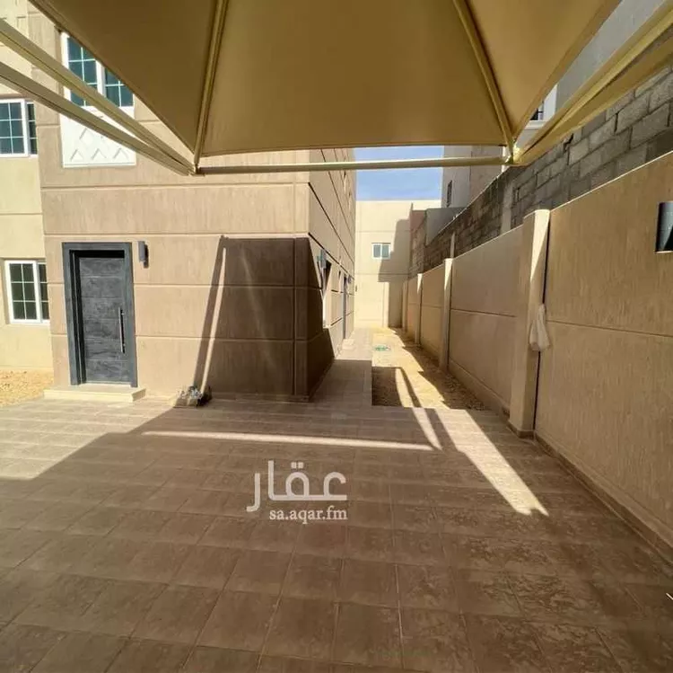 فيلا للإيجار في شارع عائشة الحريمية, حي مطار الملك خالد الدولي, مدينة الرياض, منطقة الرياض صورة 2