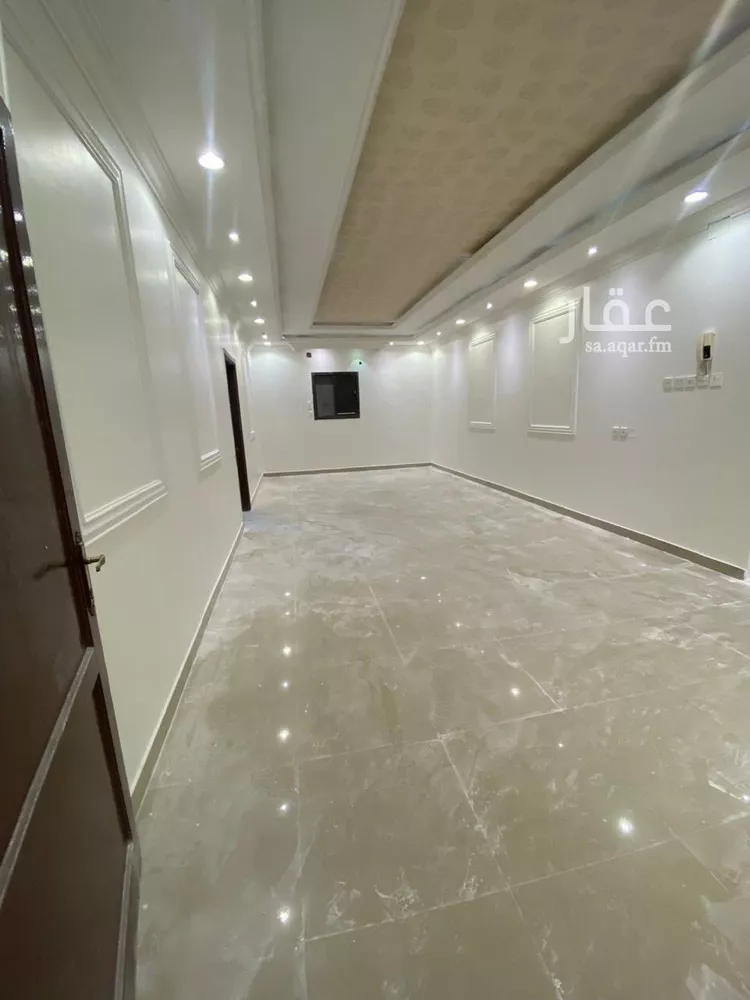 فيلا للبيع في شارع الدفاع, حي إشبيلية, مدينة الرياض, منطقة الرياض صورة 4