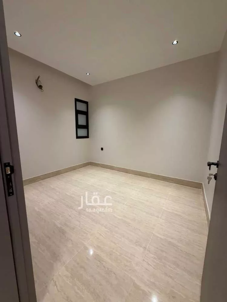 شقة للبيع في شارع أبو عبيدة بن الجراح, حي الشعلة, مدينة الدمام, المنطقة الشرقية صورة 3