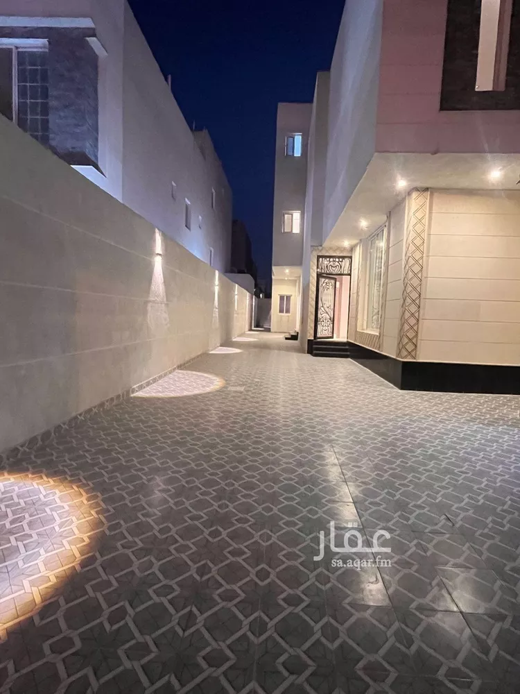 فيلا للبيع في شارع بشير ابن الحارث, حي الأمواج, مدينة الخبر, المنطقة الشرقية صورة 2