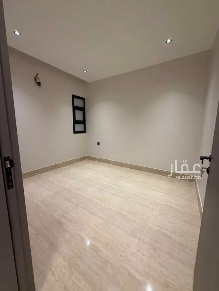 Apartment for Sale in Dammam Ash Shulah 13