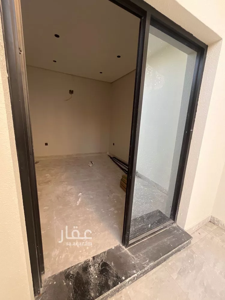 فيلا للبيع في شارع ربيعة بن السكن, حي الأمواج, مدينة الخبر, المنطقة الشرقية صورة 2