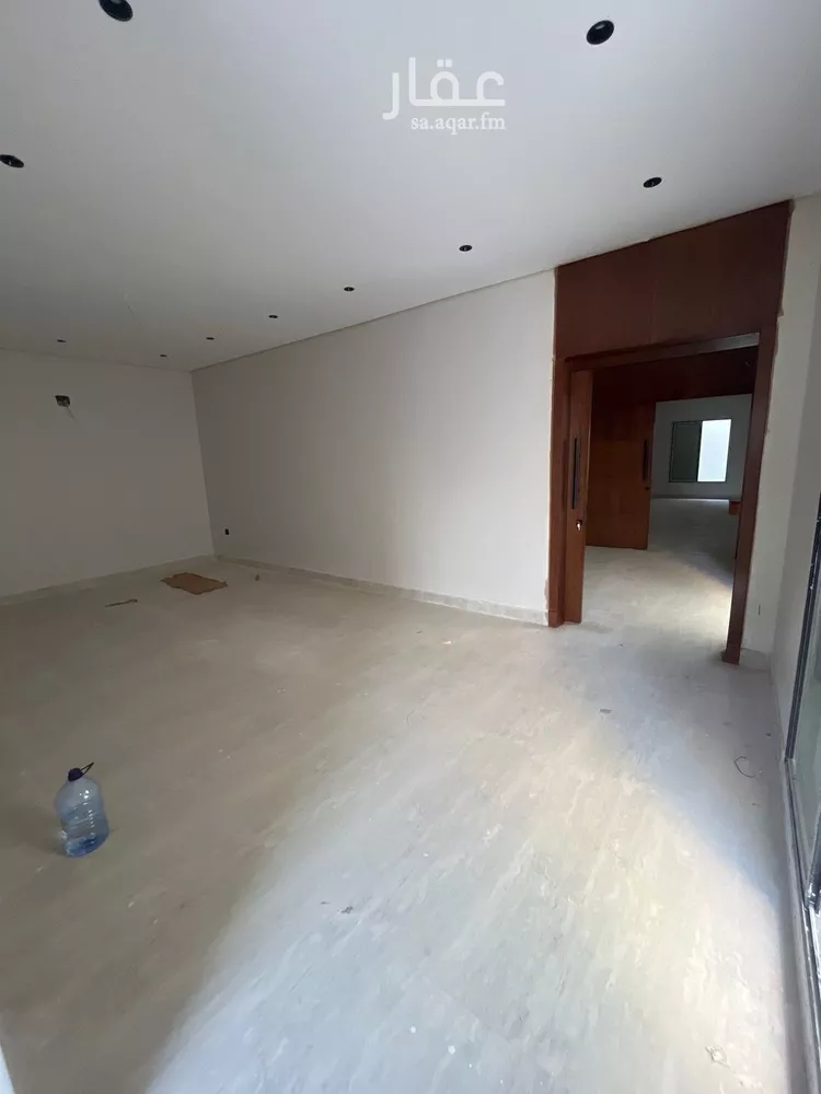 فيلا للبيع في شارع ربيعة بن السكن, حي الأمواج, مدينة الخبر, المنطقة الشرقية صورة 3