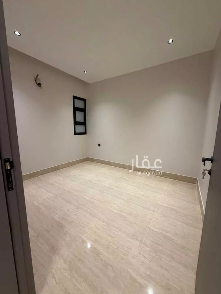 شقة للبيع في شارع أبو عبيدة بن الجراح, حي الشعلة, مدينة الدمام, المنطقة الشرقية صورة 3