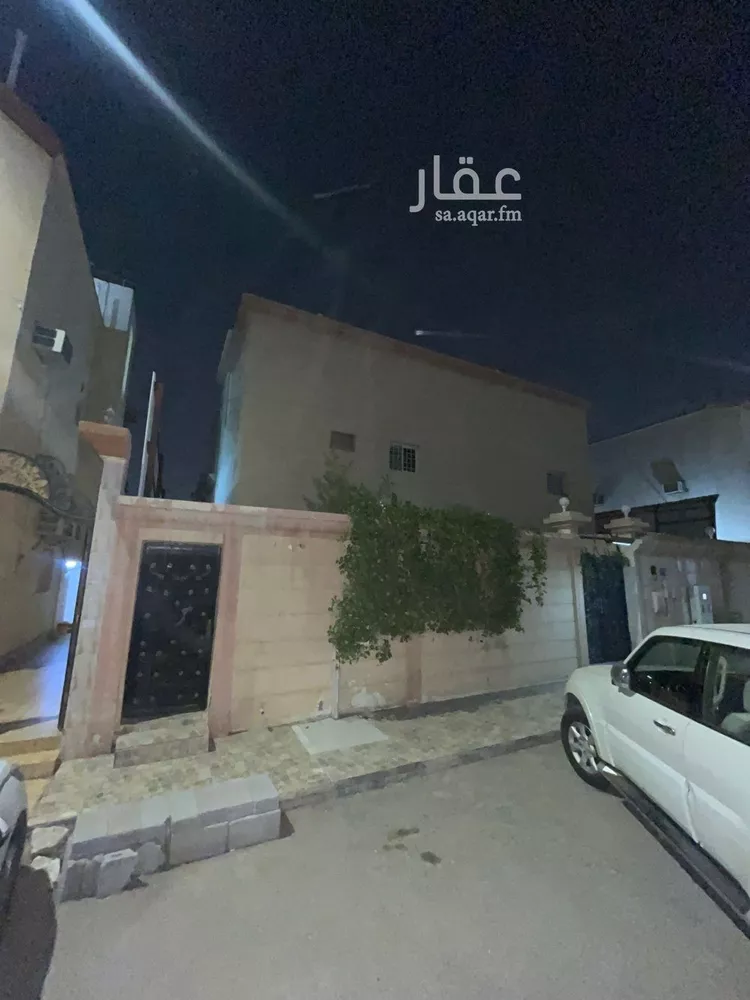 فيلا للبيع في شارع مرة بن الحباب, حي أحد, مدينة الدمام, المنطقة الشرقية صورة 3