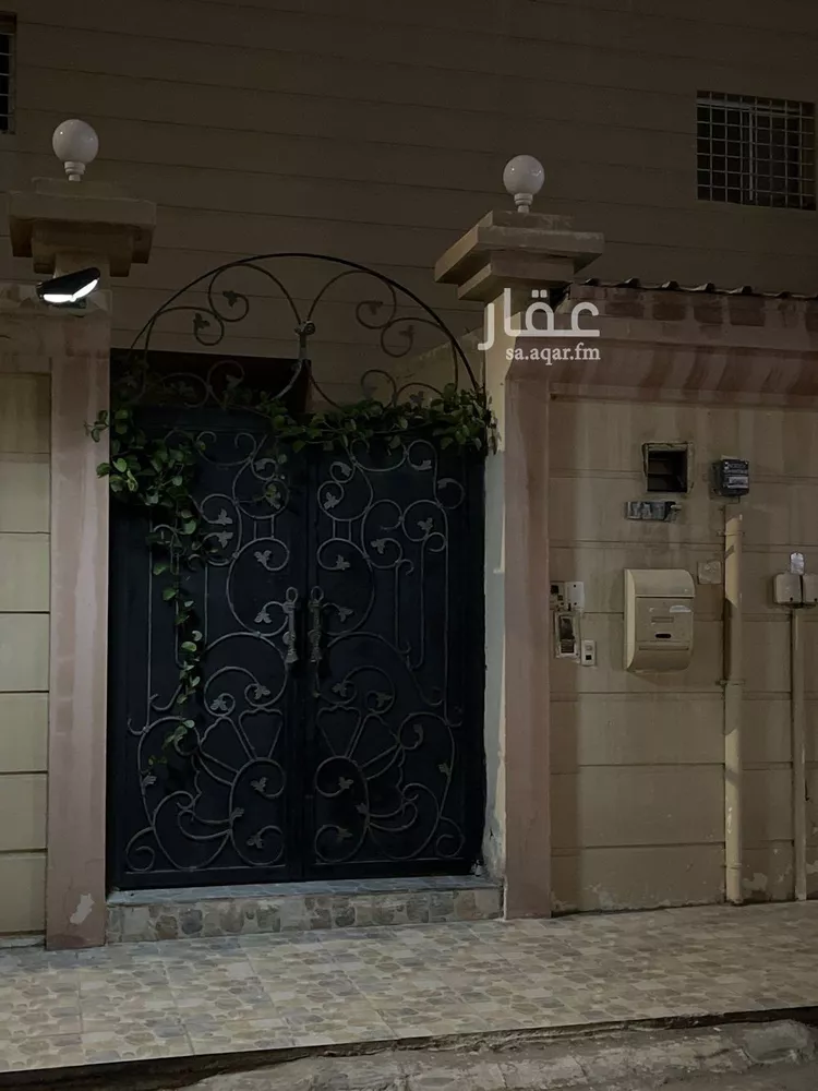 فيلا للبيع في شارع مرة بن الحباب, حي أحد, مدينة الدمام, المنطقة الشرقية صورة 5