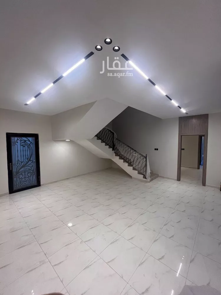 فيلا للبيع في شارع بشير ابن الحارث, حي الأمواج, مدينة الخبر, المنطقة الشرقية