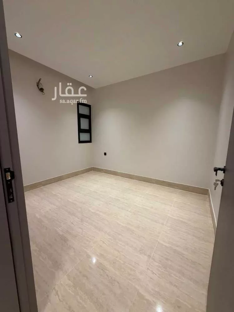 شقة للبيع في شارع أبو عبيدة بن الجراح, حي الشعلة, مدينة الدمام, المنطقة الشرقية صورة 3