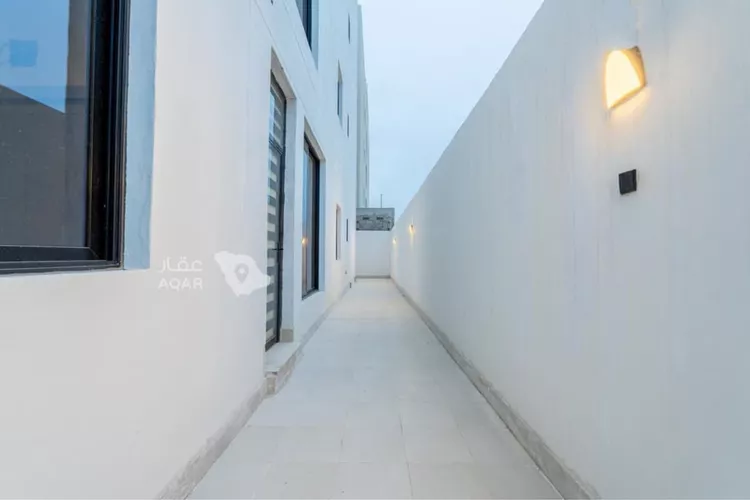 شقة للبيع في شارع البساتين, حي الشعلة, مدينة الدمام, المنطقة الشرقية صورة 3