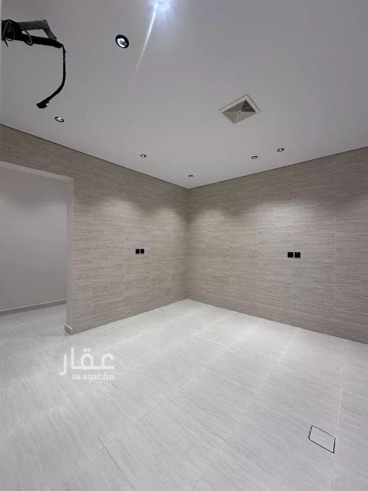 شقة للبيع في شارع الفضل بن اسماعيل, حي المحمدية 1, مدينة جازان, منطقة جازان صورة 2