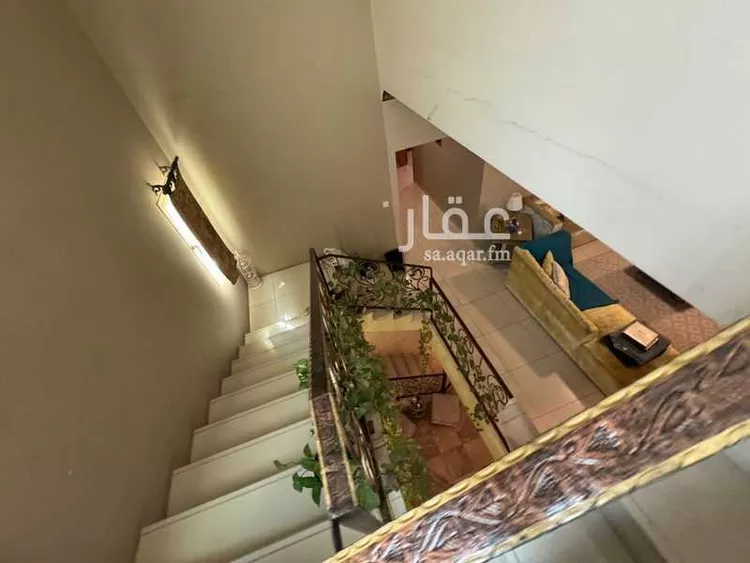 فيلا للبيع في شارع يزيد بن صهيب, حي الشاطئ الغربي, مدينة الدمام, المنطقة الشرقية صورة 4